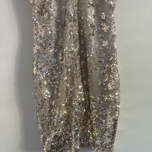 Sequin Heart Sheath Dress - Picture 8 of 14